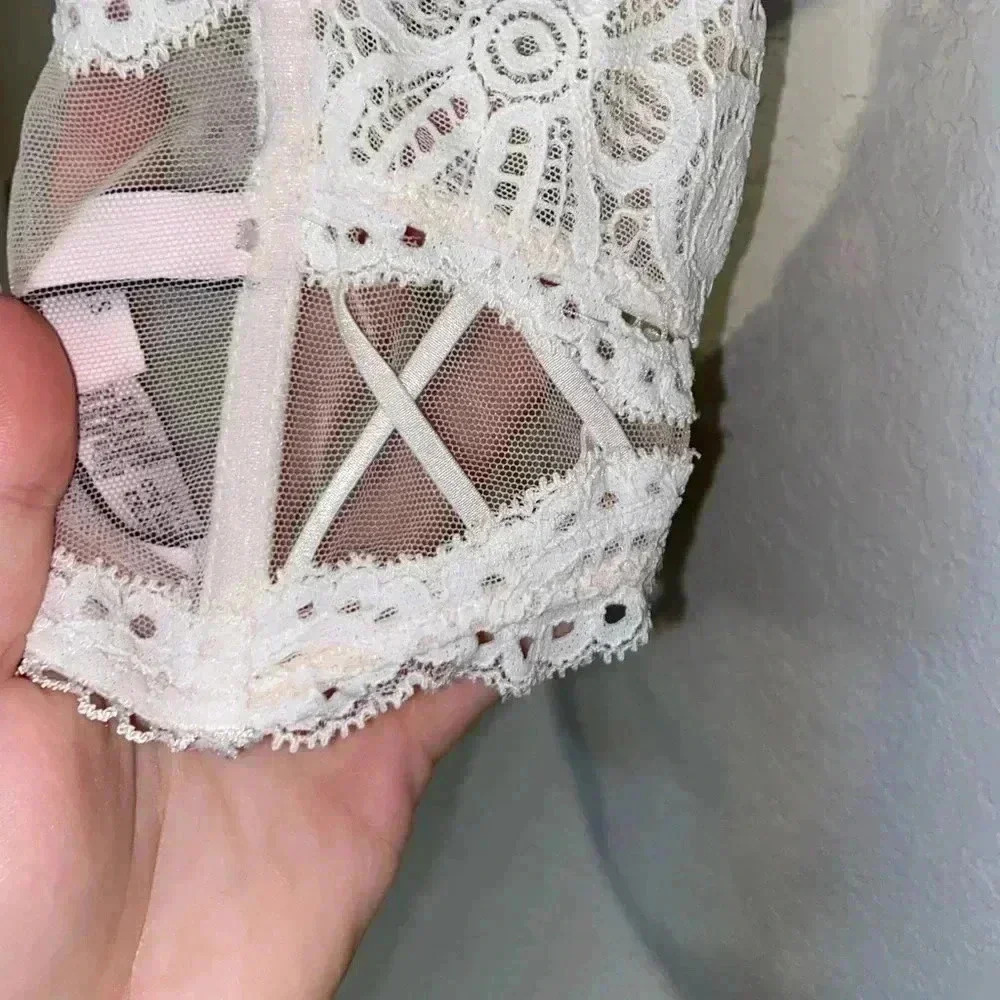 Victoria secret dream angels bralette - Picture 4 of 4